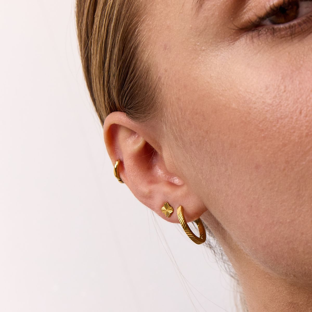 Sun Kiss Creoler 18K Guldbelagt 16mm