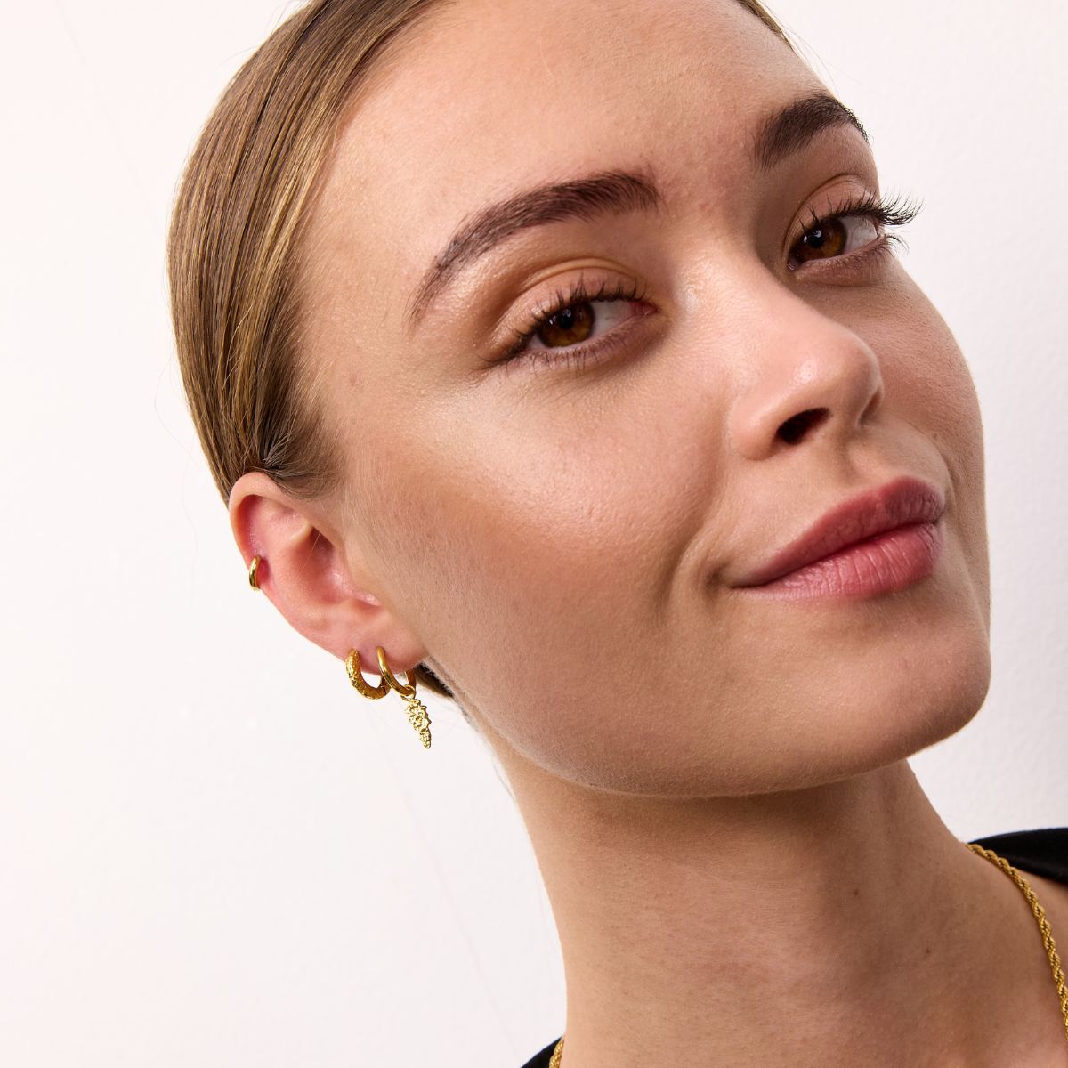 Scoria Rock Creoler 18K Guldbelagt 10mm
