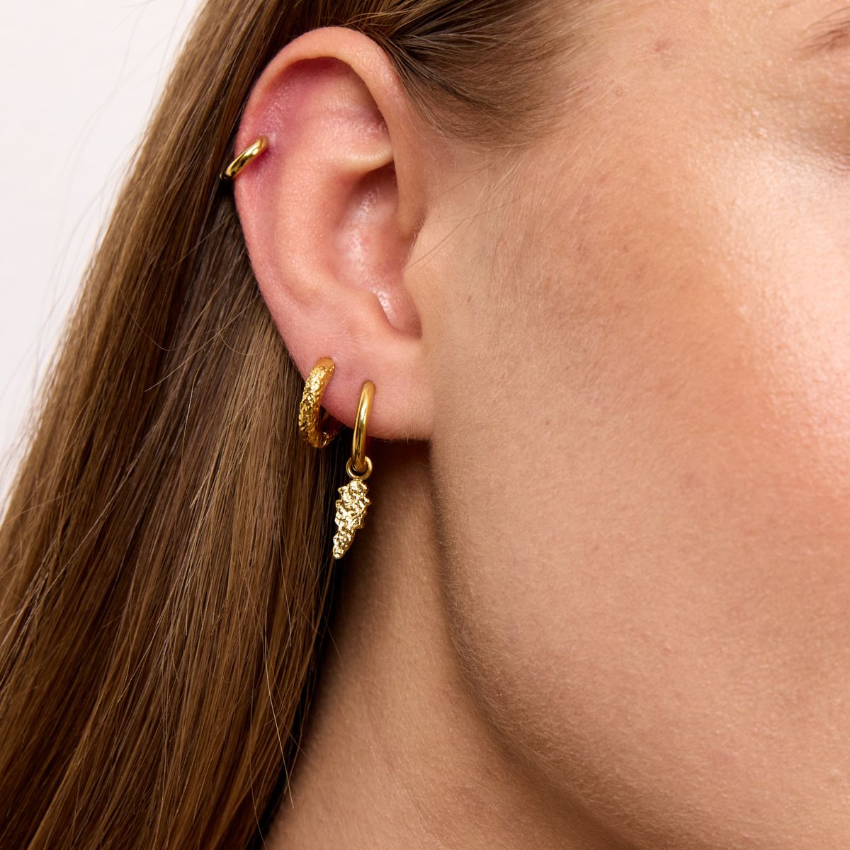 Scoria Rock Creoler 18K Guldbelagt 10mm