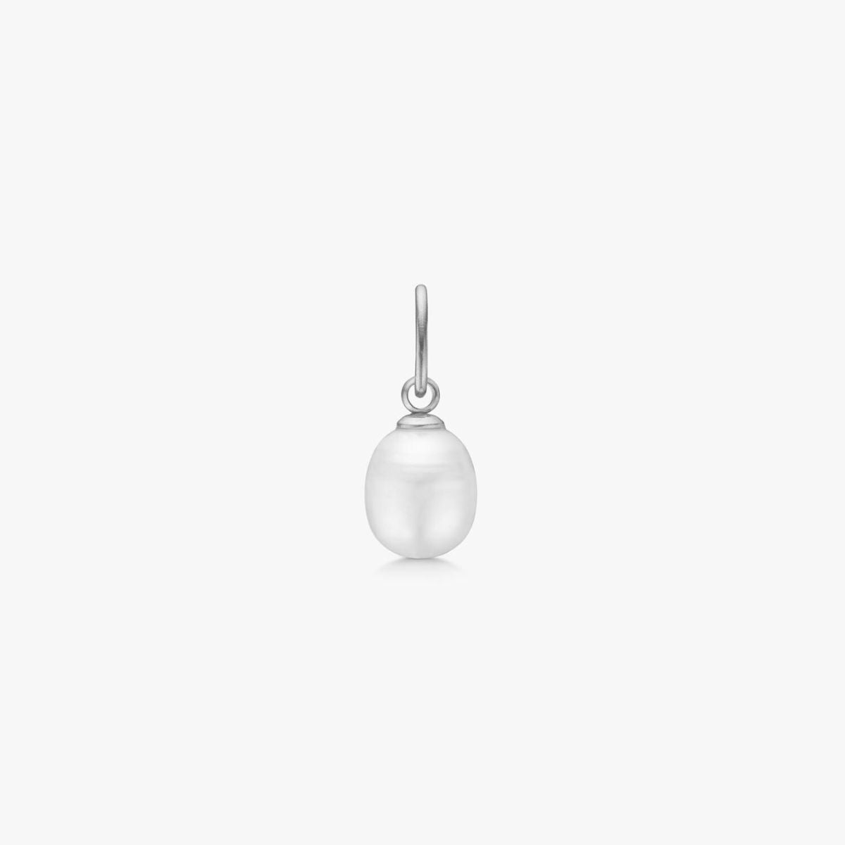 7mm-perle-vedhaeng-soelvfarvet-camilla-kroeyer-jewellery