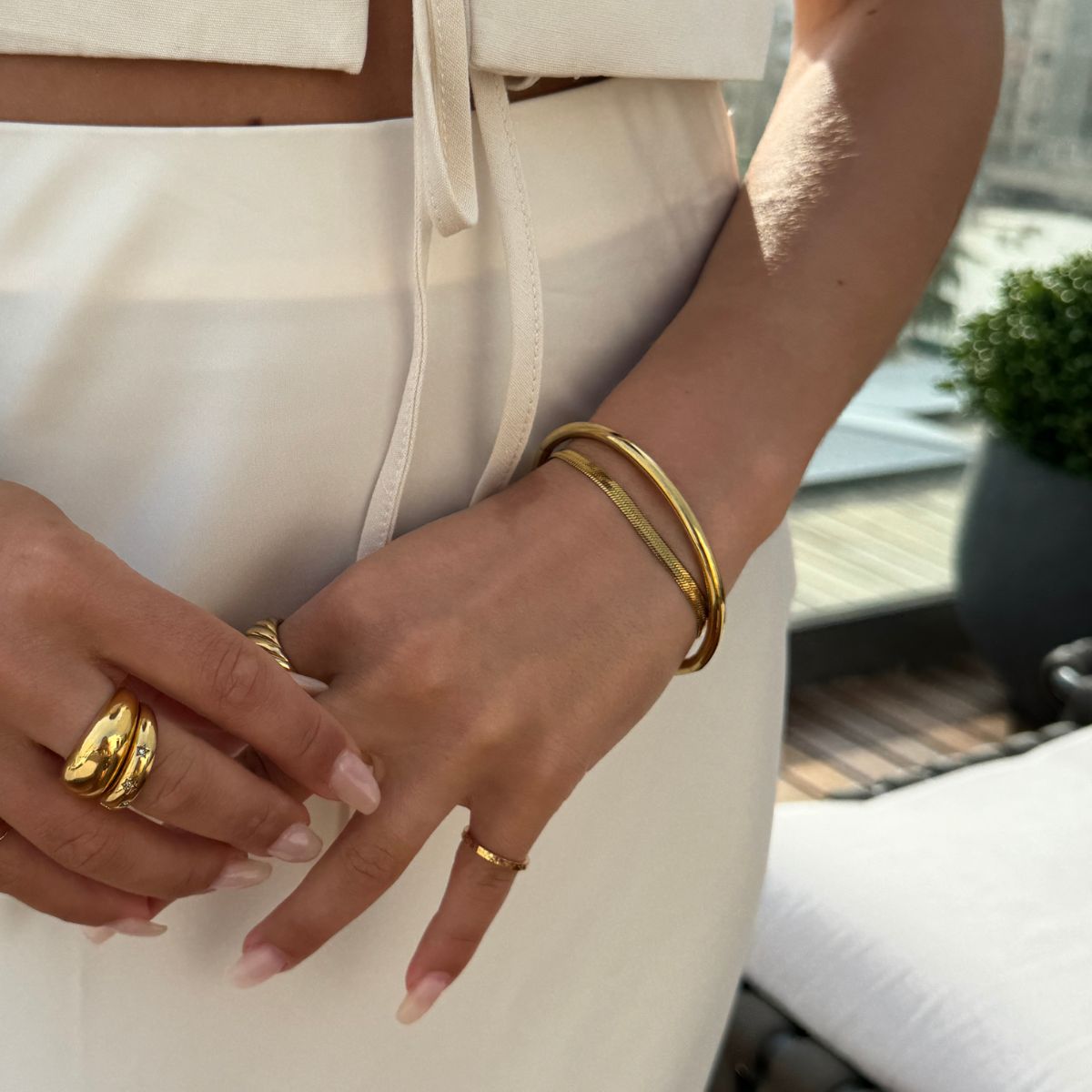 Flad Slange Armbaend 18K Guldbelagt 4mm Camilla Kroeyer Jewellery 15