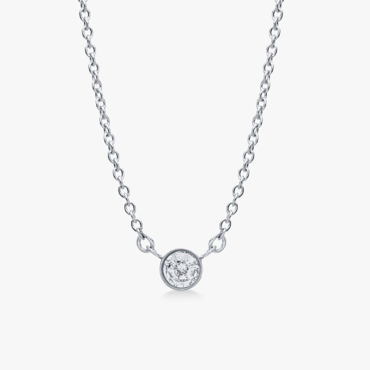 Floating Krystal Soelvfarvet Halskaede Camilla Kroeyer Jewellery