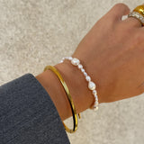 Harmony perle armbaand med ferksvandsperler fra Camilla Kroeyer Jewellery