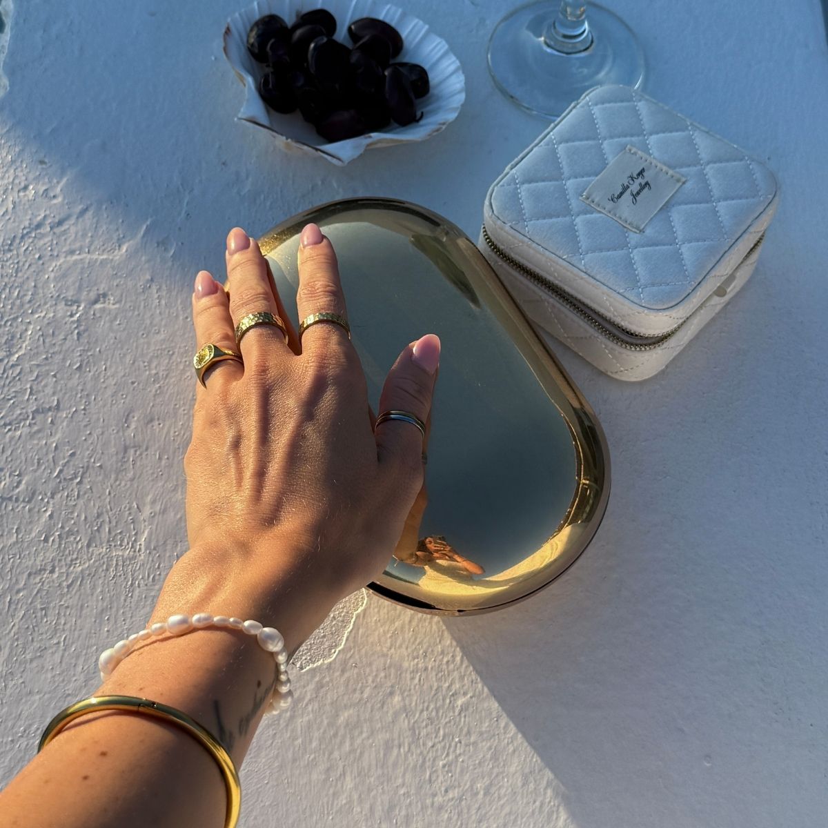 Harmony perle armbaand fra Camilla Kroeyer Jewellery