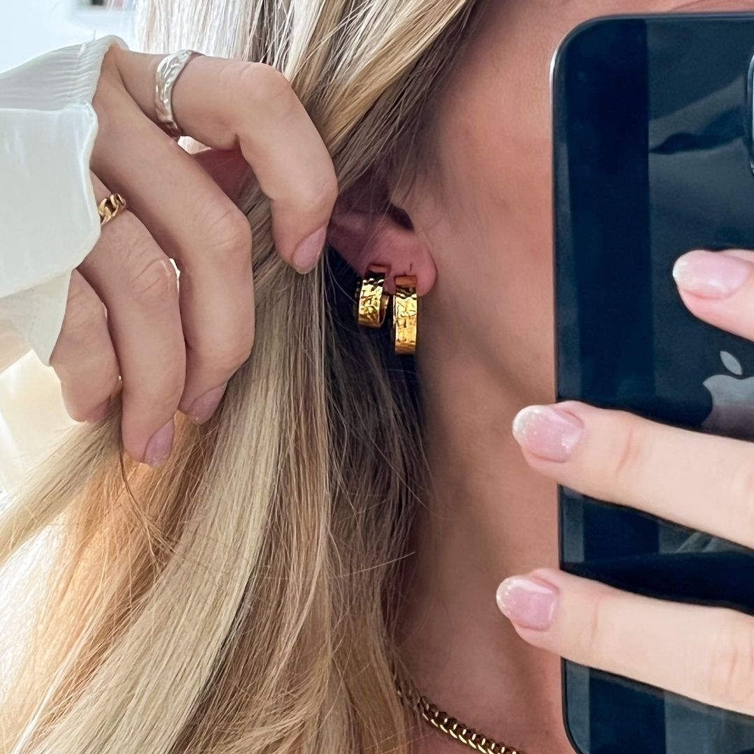 Camilla Krøyer Jewellery Hamret Classic Hoops 18K Guldbelagt 20mm
